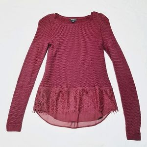 LUCKY BRAND - Women's sweater, magenta/wine lace around hemline Sz S